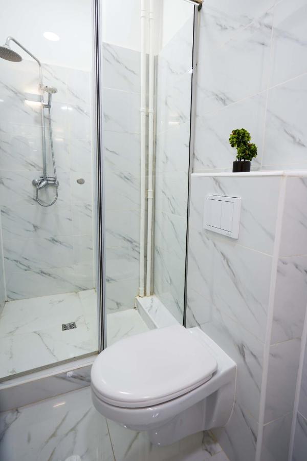 Minimalist Design Apartament In Magheru Bukurešť Exteriér fotografie